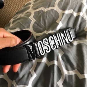 Black MOSCHINO belt